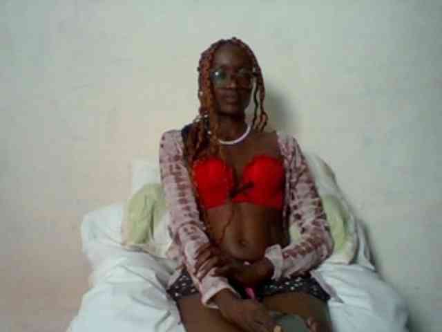 Sky_Sophia webcam