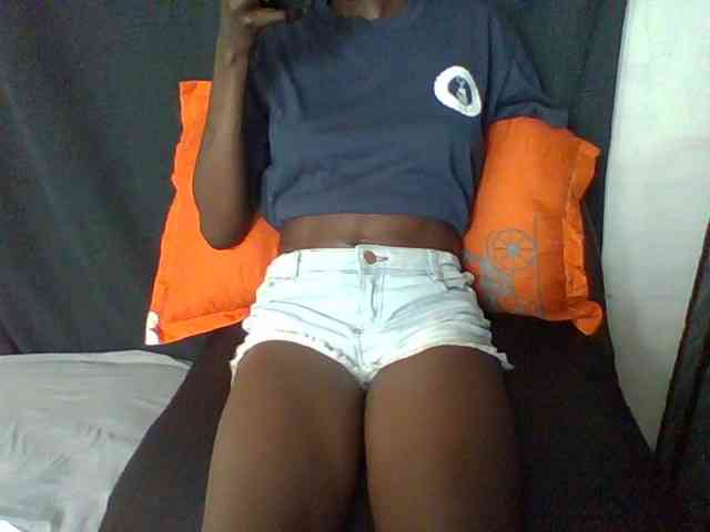 Sky_Sophia webcam