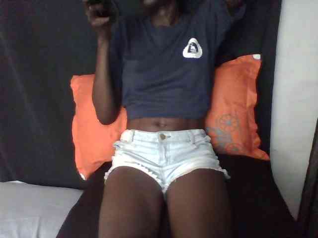 Sky_Sophia webcam