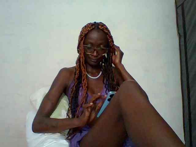 Sky_Sophia webcam