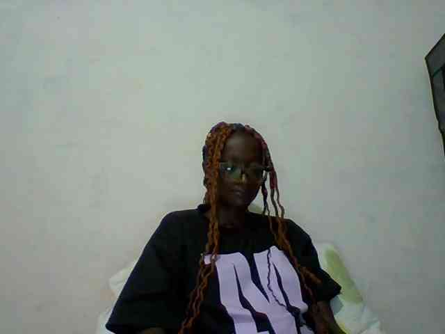 Sky_Sophia webcam