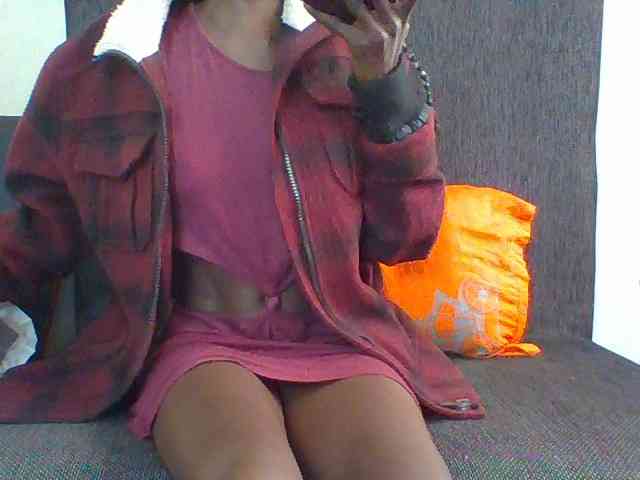 Sky_Sophia webcam