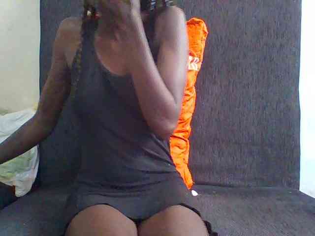 Sky_Sophia webcam