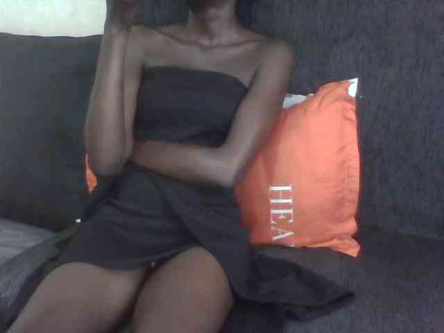 Sky_Sophia webcam