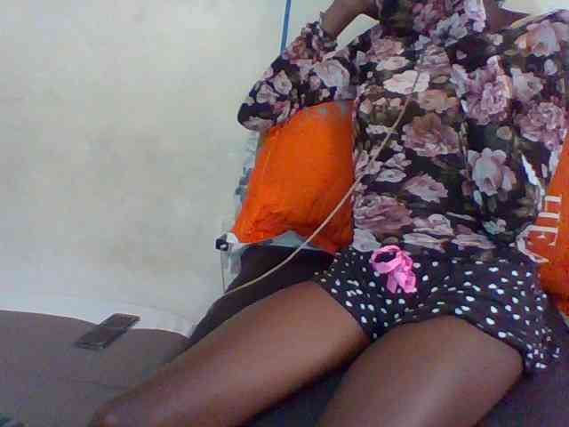 Sky_Sophia webcam
