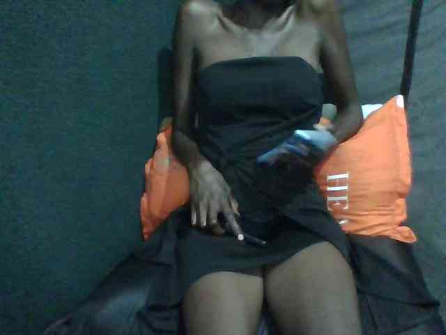 Sky_Sophia webcam
