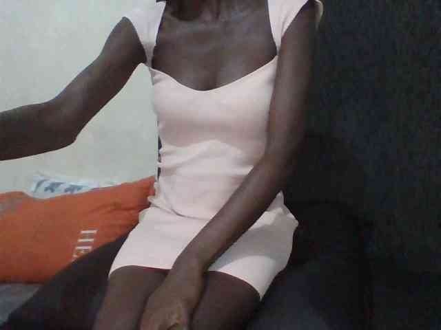 Sky_Sophia webcam