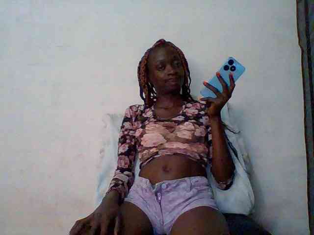 Modèle: Sky_Sophia