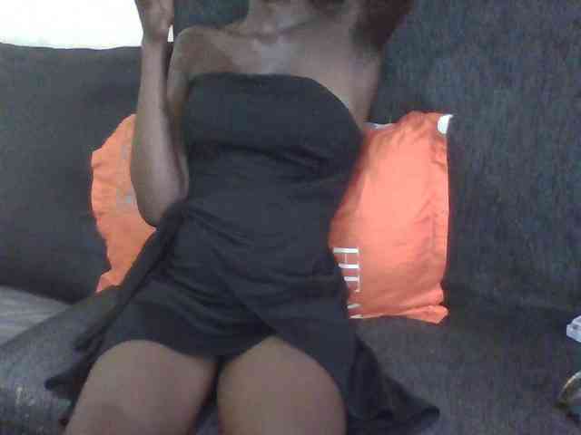 Sky_Sophia webcam