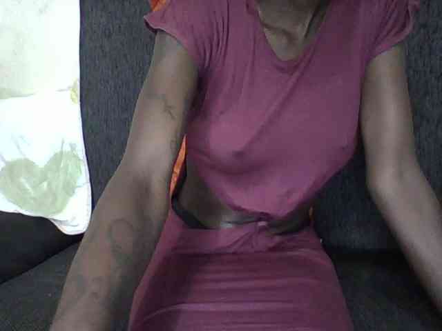 Sky_Sophia webcam