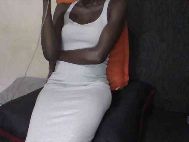 Sky_Sophia webcam
