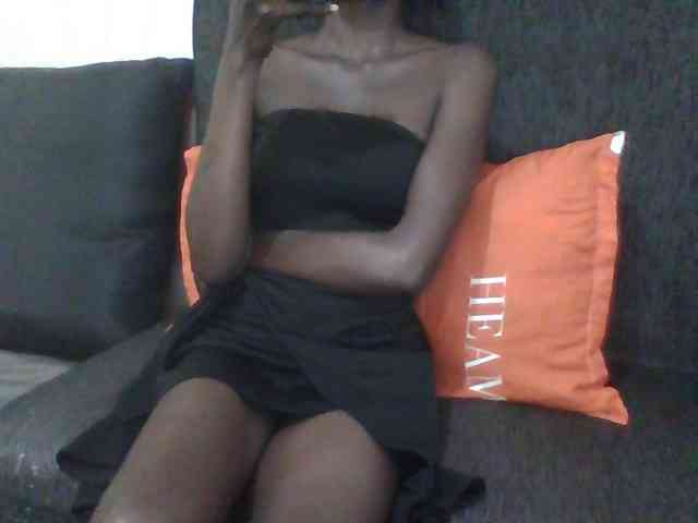Sky_Sophia webcam