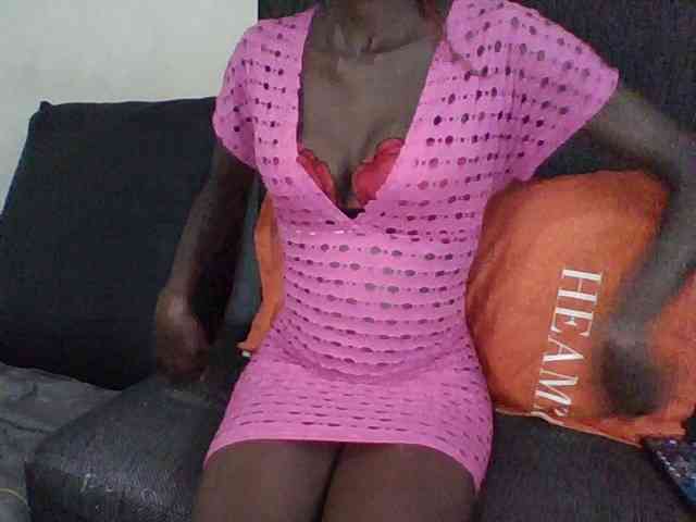 Sky_Sophia webcam