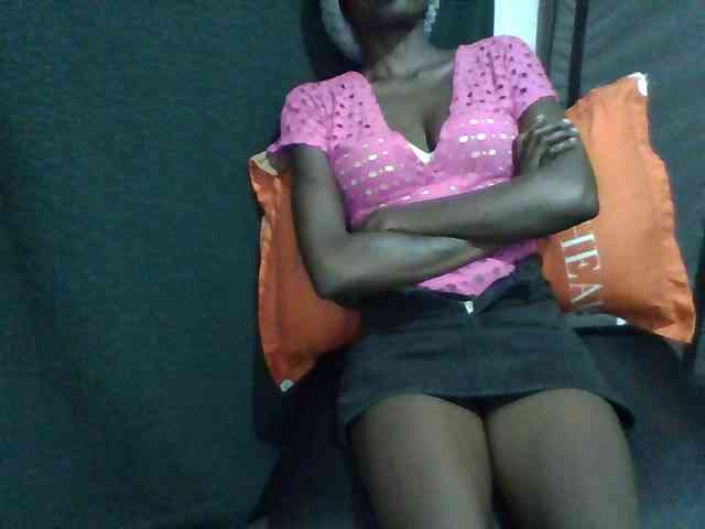 Sky_Sophia webcam