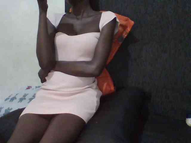 Sky_Sophia webcam