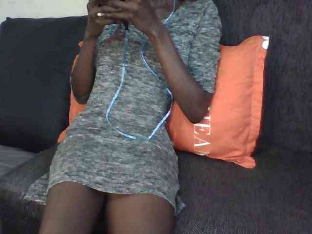 Sky_Sophia webcam