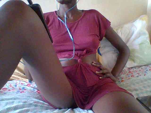 Sky_Sophia webcam