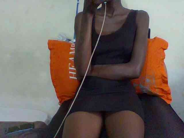 Sky_Sophia webcam