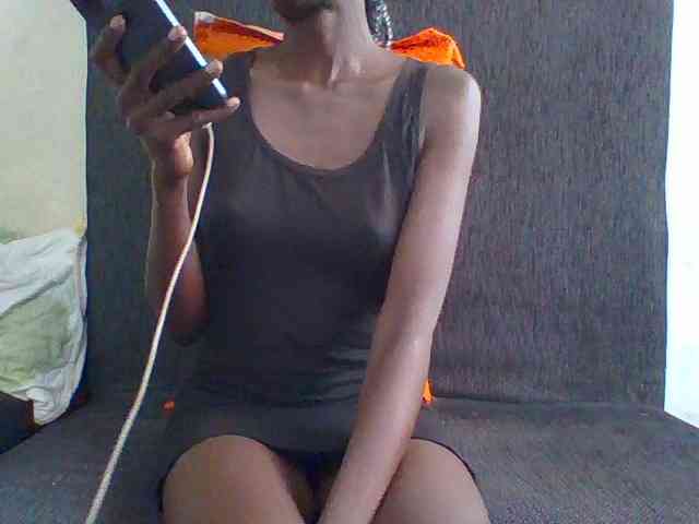 Sky_Sophia webcam