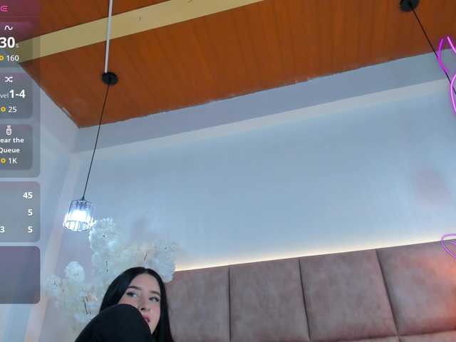 GabbieBenson live cam on BongaCams