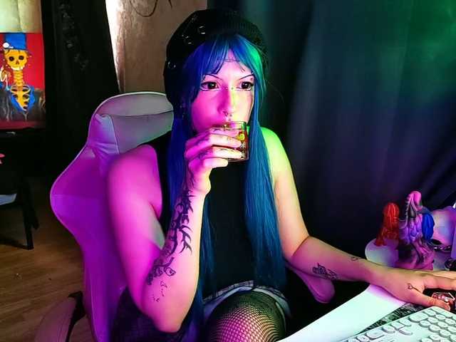 Harakassi live cam on BongaCams