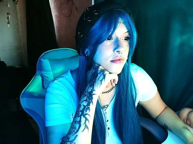 Harakassi live cam on BongaCams