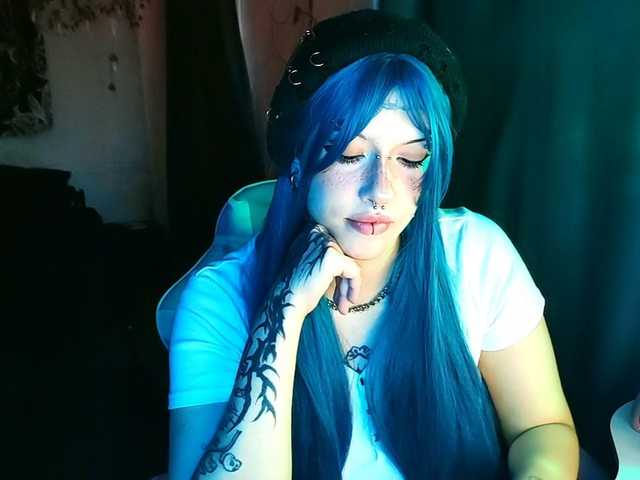 Harakassi live cam on BongaCams