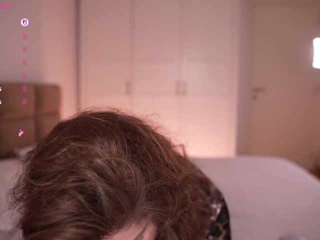 Kadriaa live cam on BongaCams
