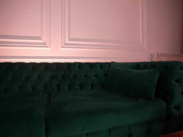 Kadriaa live cam on BongaCams