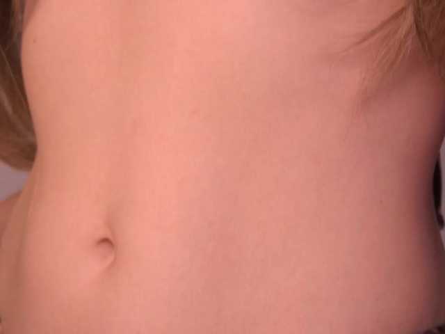 AnyaLobb live cam on BongaCams