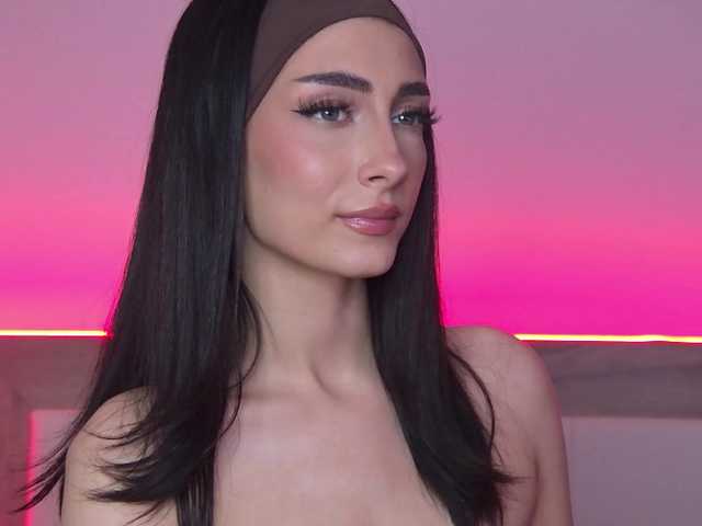 AnyaLobb's BongaCams show and profile