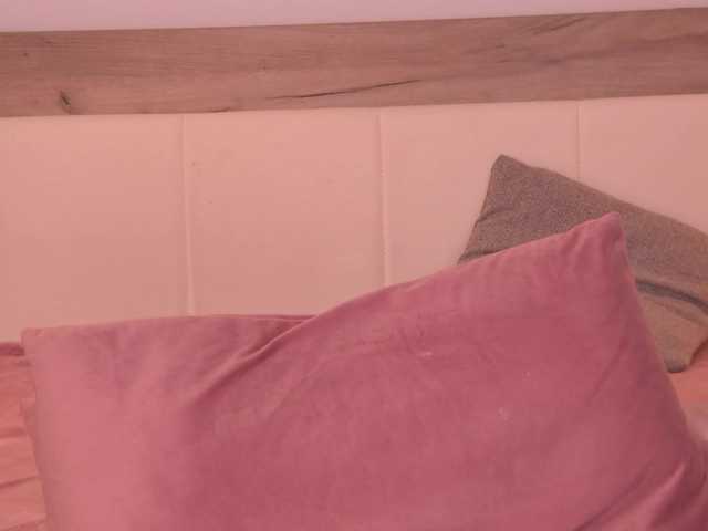 AnyaLobb live cam on BongaCams