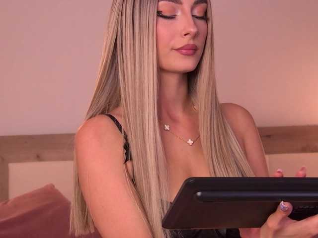 anyalobb cam belle
