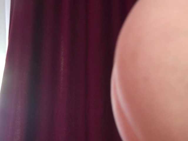 AnyaLobb live cam on BongaCams