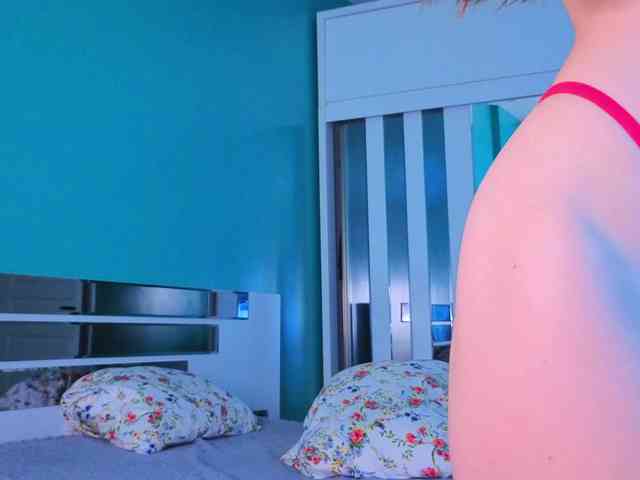 YumiAi Sex Cam Show
