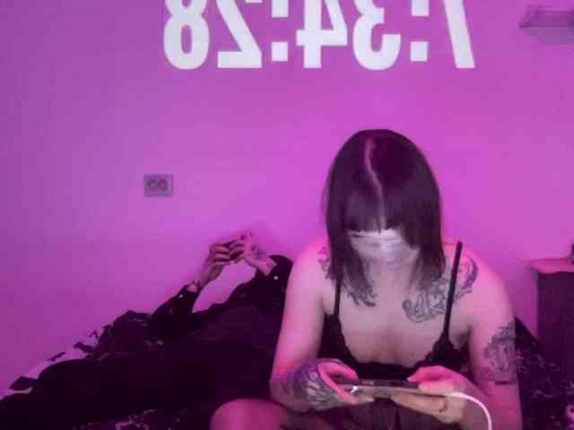 Model: gothfaceJPG