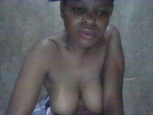 jojoosiwa webcam bongacams model stream image