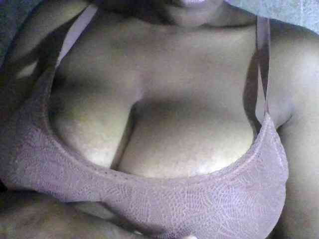 PrettyLove webcam