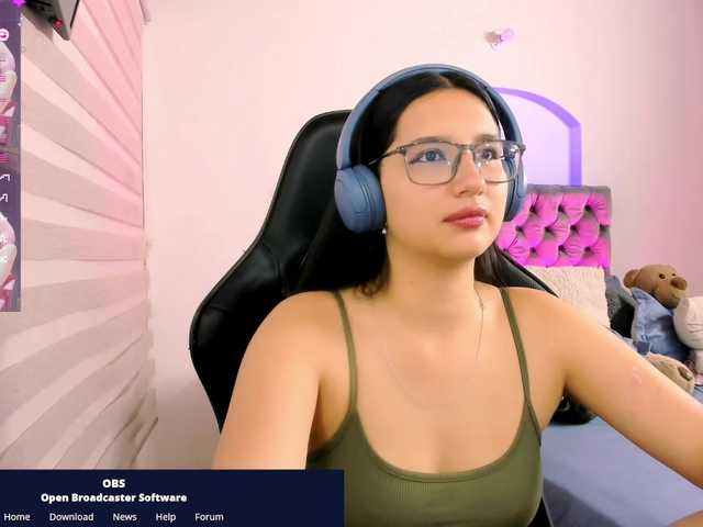 luniverse live cam on BongaCams