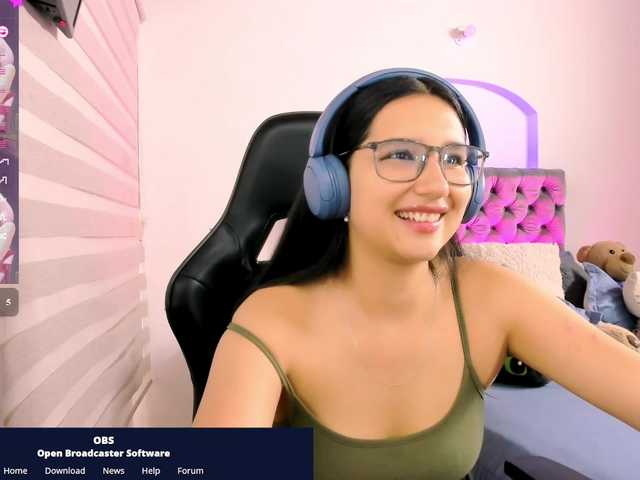 luniverse live cam on BongaCams