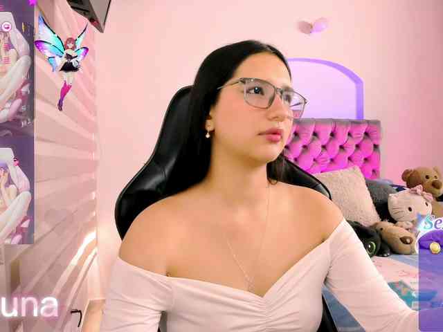 luniverse webcam