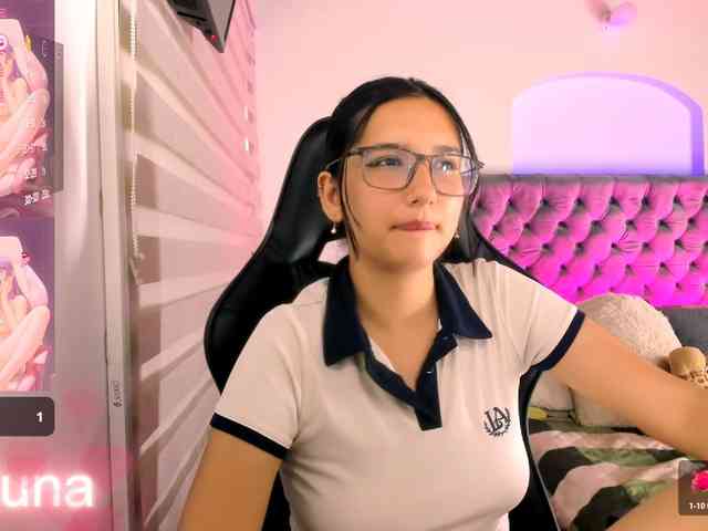 luniverse webcam