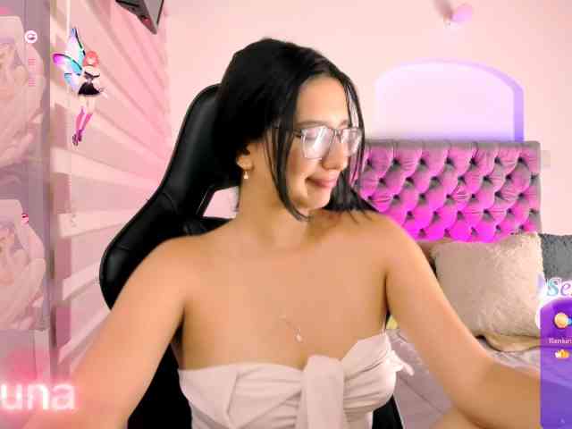 luniverse webcam