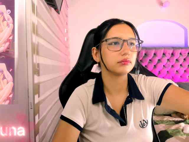 luniverse webcam