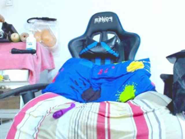 hugeblackcockk