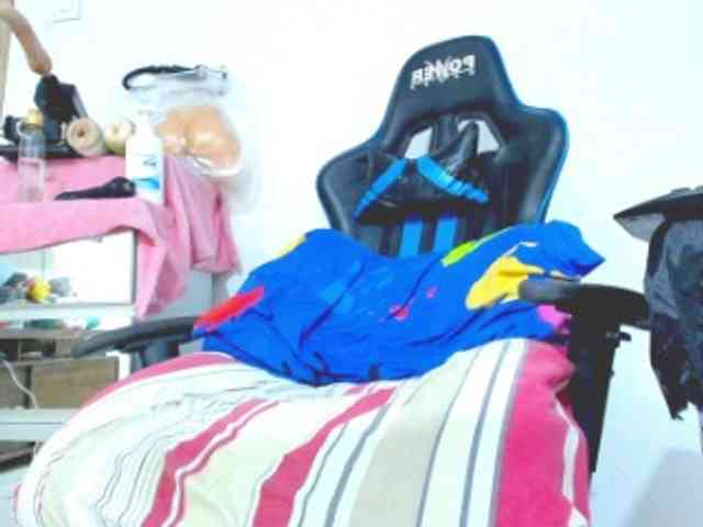 hugeblackcockk Sex Cam Show