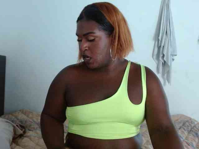 daiishawolf Live Webcam on BongaCams