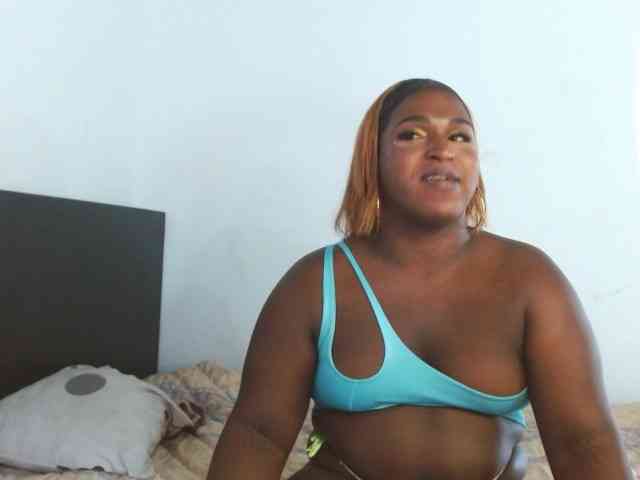 daiishawolf Live Webcam on BongaCams