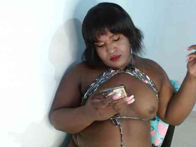 daiishawolf Live Webcam on BongaCams