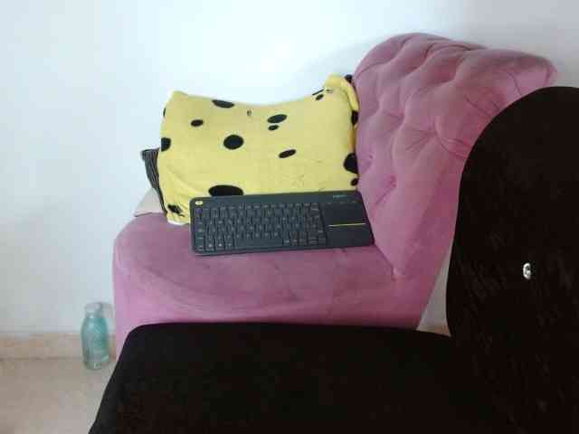 daiishawolf Live Webcam on BongaCams